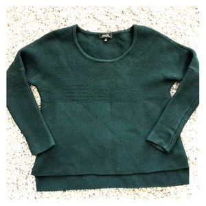 2/30$! Forest Green Aritzia Babaton sweater